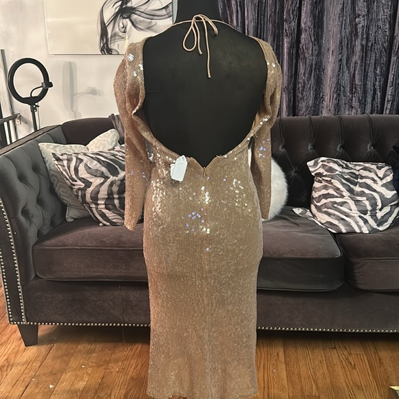 Bardot sequin maxi dress in cream - Picture 7 of 10